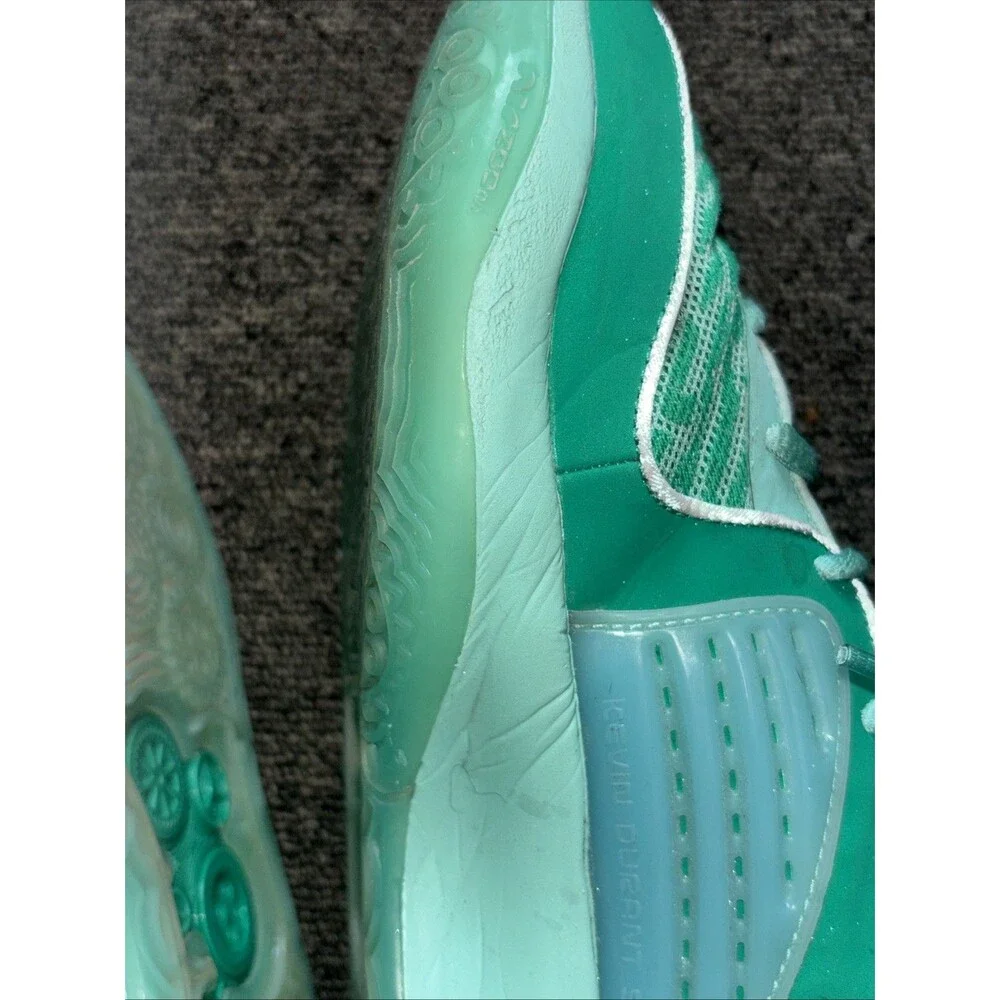Nike KD 16 WANDA Mint Foam Metallic Sliver Sz 10 EUC